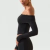 Kesia Modal Off-Shoulder Long-Sleeve Top i svart Kesia Modal Off-Shoulder Long-Sleeve Top i svart