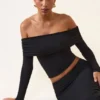 Kesia Modal Off-Shoulder Long-Sleeve Top i svart Kesia Modal Off-Shoulder Long-Sleeve Top i svart