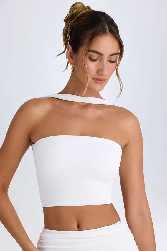 Khai bandeau-top med chokerdetalj i vitt Khai bandeau-top med chokerdetalj i vitt