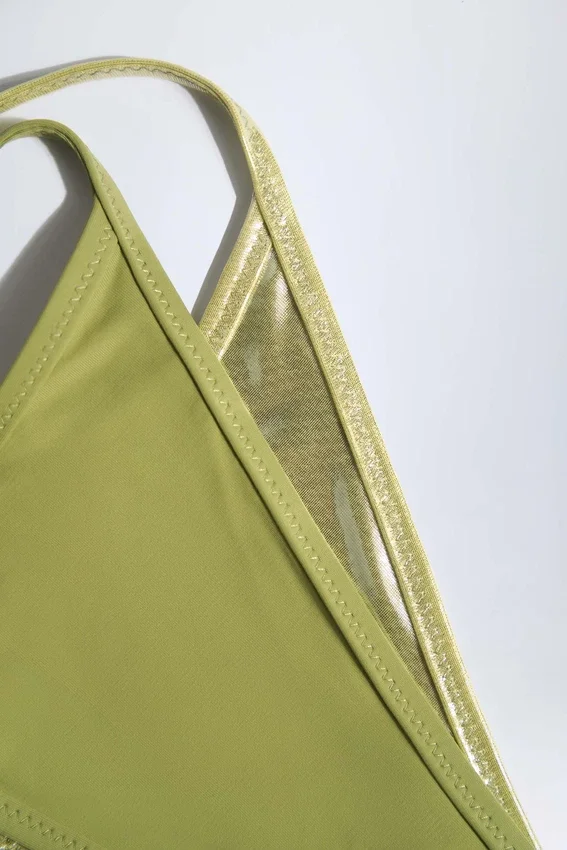 Kisawa Metallic Layered Thong Bikinibyxor i grönt Kisawa Metallic Layered Thong Bikinibyxor i grönt