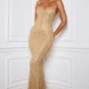 Krystelle Embellished Fishtail Maxi Klänning i guld Krystelle Embellished Fishtail Maxi Klänning i guld