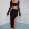 La Desirade Embellished Cowl Neck Crop Top i svart La Desirade Embellished Cowl Neck Crop Top i svart