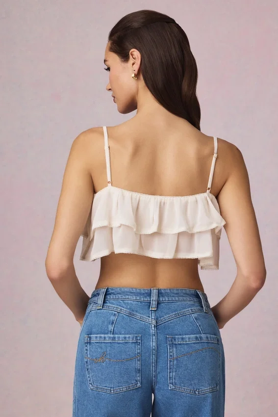 Lacie kort camisole-top med volanger i elfenben Lacie kort camisole-top med volanger i elfenben