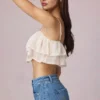 Lacie kort camisole-top med volanger i elfenben Lacie kort camisole-top med volanger i elfenben