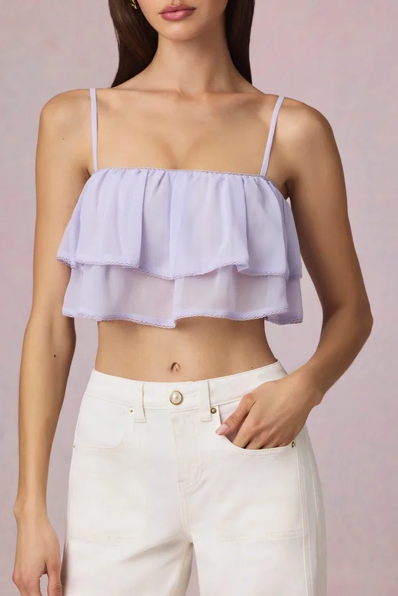 Lacie kort camisole-top med volanger i lila Lacie kort camisole-top med volanger i lila