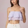 Lacie kort camisole-top med volanger i lila Lacie kort camisole-top med volanger i lila