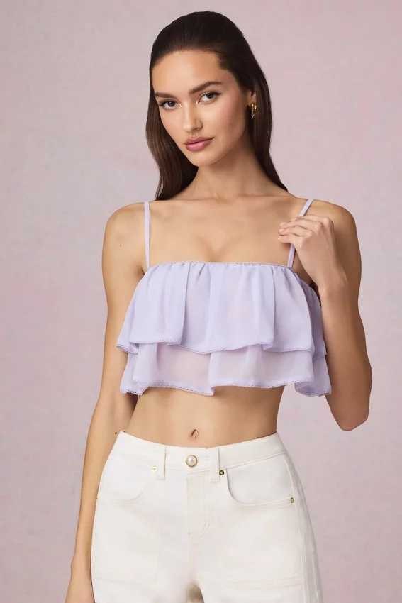 Lacie kort camisole-top med volanger i lila Lacie kort camisole-top med volanger i lila