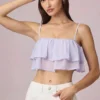 Lacie kort camisole-top med volanger i lila Lacie kort camisole-top med volanger i lila