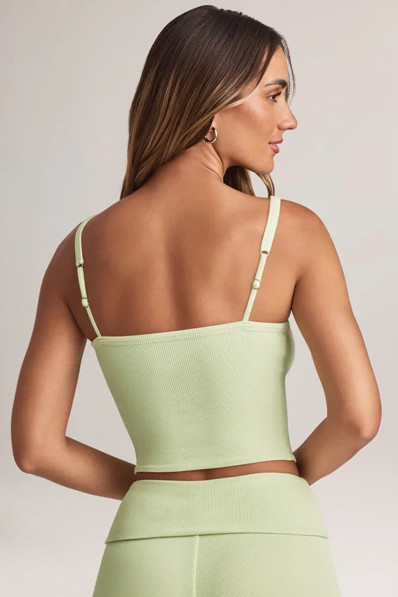 Lai Modal camisole-top med rund hals i salviagrön Lai Modal camisole-top med rund hals i salviagrön
