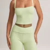 Lai Modal camisole-top med rund hals i salviagrön Lai Modal camisole-top med rund hals i salviagrön