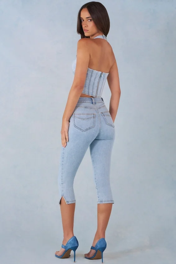 Landon Capri-jeans i ljus denim med medelhög midja Landon Capri-jeans i ljus denim med medelhög midja