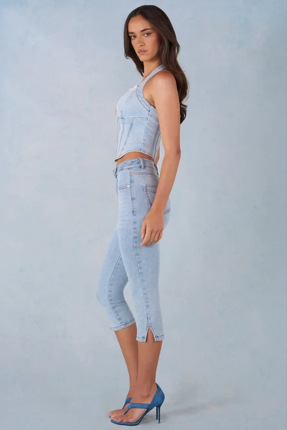 Landon Capri-jeans i ljus denim med medelhög midja Landon Capri-jeans i ljus denim med medelhög midja