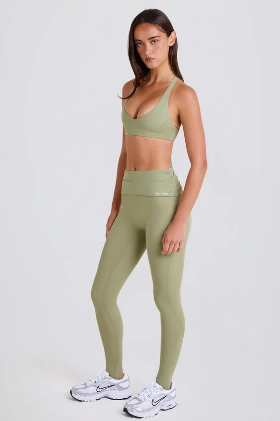 Leggings med vikbar midja och hällor i Matcha Leggings med vikbar midja och hällor i Matcha