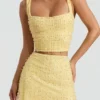 Lirael dekorerad crop top med fyrkantig halsringning i gult Lirael dekorerad crop top med fyrkantig halsringning i gult