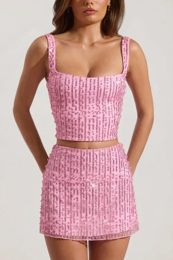 Lirael dekorerad crop top med fyrkantig halsringning i rosa Lirael dekorerad crop top med fyrkantig halsringning i rosa
