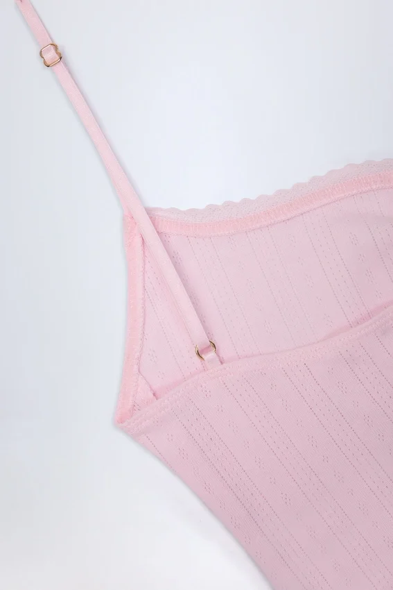 Livia Pointelle Ruched Camisole Crop Top i Baby Pink Livia Pointelle Ruched Camisole Crop Top i Baby Pink