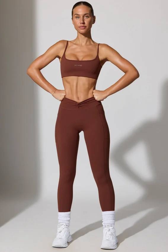 Långa leggings med fickor i brunt Långa leggings med fickor i brunt