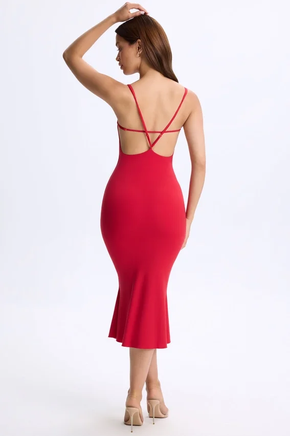 Lois Modal Plunge Open-Back Midaxi-klänning i körsbärsrött Lois Modal Plunge Open-Back Midaxi-klänning i körsbärsrött