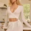 Lou Pointelle Wrap Crop Top i vitt Lou Pointelle Wrap Crop Top i vitt