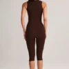Luma Modal Bodycon-jumpsuit med fyrkantig halsringning i chokladbrunt Luma Modal Bodycon-jumpsuit med fyrkantig halsringning i chokladbrunt