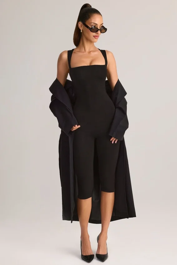 Luma Modal Bodycon-jumpsuit med fyrkantig halsringning i svart Luma Modal Bodycon-jumpsuit med fyrkantig halsringning i svart