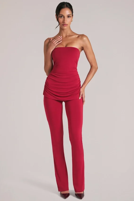Lumi Mid-Rise Fitted Trousers i Cherry Red Lumi Mid-Rise Fitted Trousers i Cherry Red
