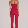 Lumi Mid-Rise Fitted Trousers i Cherry Red Lumi Mid-Rise Fitted Trousers i Cherry Red