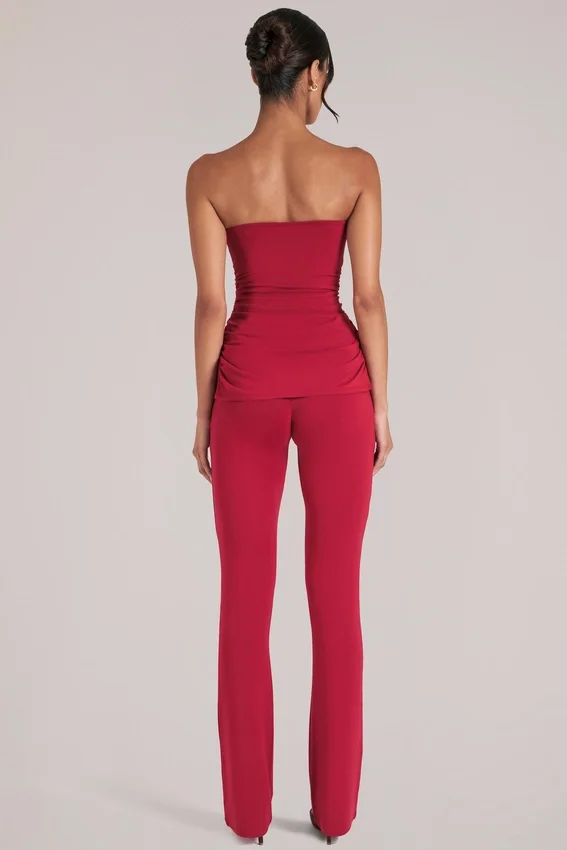 Lumi Mid-Rise Fitted Trousers i Cherry Red Lumi Mid-Rise Fitted Trousers i Cherry Red