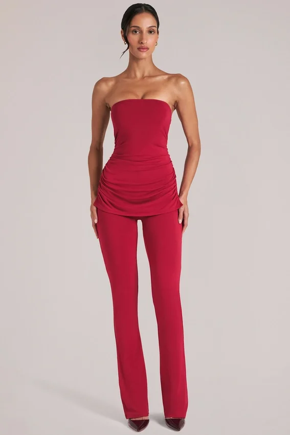 Lumi Mid-Rise Fitted Trousers i Cherry Red Lumi Mid-Rise Fitted Trousers i Cherry Red