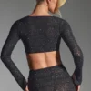Lumina Embellished Long-Sleeve Crop Top i svart Lumina Embellished Long-Sleeve Crop Top i svart