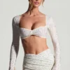 Lumina Embellished Long-Sleeve Crop Top i vitt Lumina Embellished Long-Sleeve Crop Top i vitt