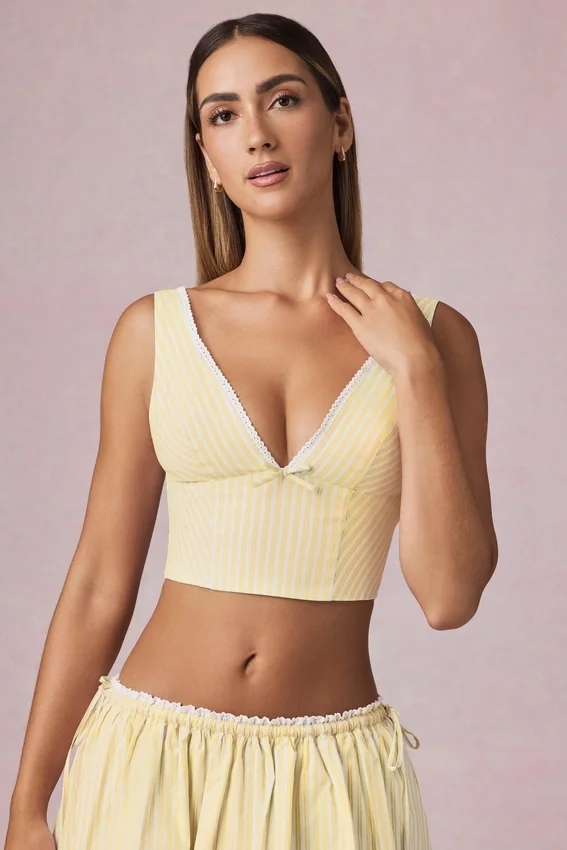 Magda crop top med rosettdetalj i citrongula ränder Magda crop top med rosettdetalj i citrongula ränder