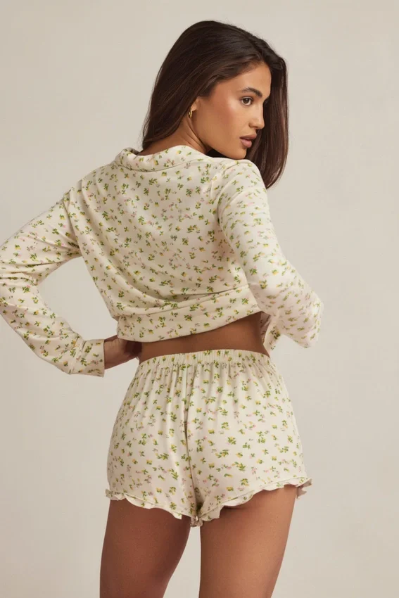 Maphie Modal Ruffle-Trim Pyjama Shorts i citrongult mönster Maphie Modal Ruffle-Trim Pyjama Shorts i citrongult mönster