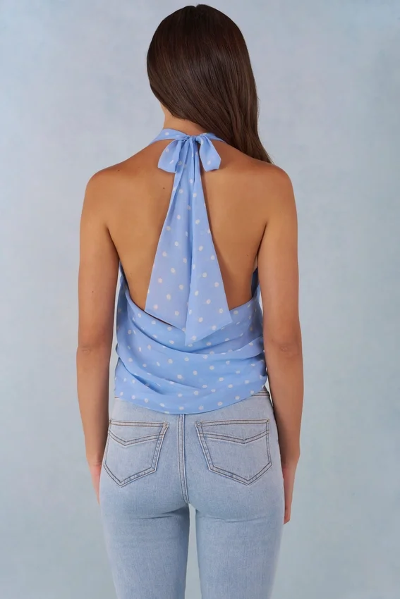 Maraya Deep Plunge Halterneck Top i blått prickmönster Maraya Deep Plunge Halterneck Top i blått prickmönster