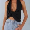Maraya Deep Plunge Halterneck Top i svart Maraya Deep Plunge Halterneck Top i svart