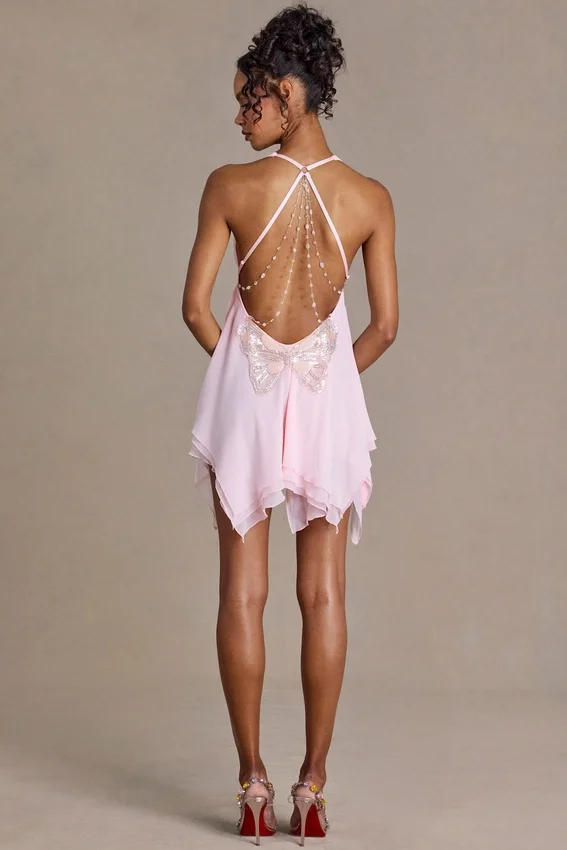 Mariette Premium Chiffon Plunge-Neck Open-Back Miniklänning i Baby Pink Mariette Premium Chiffon Plunge-Neck Open-Back Miniklänning i Baby Pink
