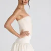 Melvina Ruched Lace-Up Strapless Corset Top i ivory Melvina Ruched Lace-Up Strapless Corset Top i ivory