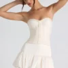 Melvina Ruched Lace-Up Strapless Corset Top i ivory Melvina Ruched Lace-Up Strapless Corset Top i ivory
