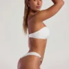 Praslin bandeau-bikinitopp med pärldekor i elfenben Praslin bandeau-bikinitopp med pärldekor i elfenben