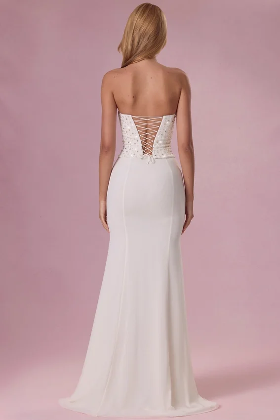 Melora Embellished Corset Strapless Gown i Ivory Melora Embellished Corset Strapless Gown i Ivory