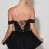 Meredith Off-Shoulder Layered Corset Micro Miniklänning i svart Meredith Off-Shoulder Layered Corset Micro Miniklänning i svart