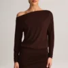 Mira Modal Off-Shoulder Wrap Miniklänning i chokladbrunt Mira Modal Off-Shoulder Wrap Miniklänning i chokladbrunt