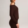 Mira Modal Off-Shoulder Wrap Miniklänning i chokladbrunt Mira Modal Off-Shoulder Wrap Miniklänning i chokladbrunt
