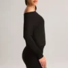 Mira Modal Off-Shoulder Wrap Miniklänning i svart Mira Modal Off-Shoulder Wrap Miniklänning i svart