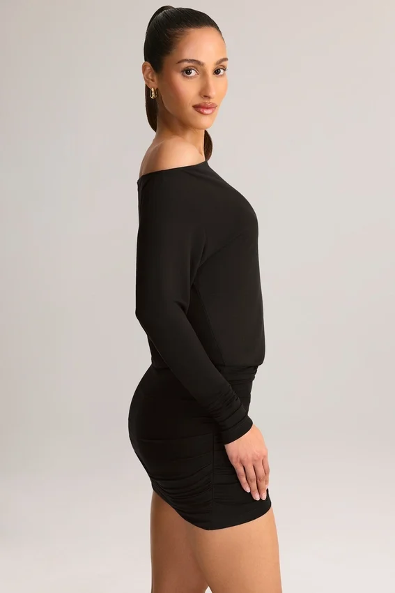 Mira Modal Off-Shoulder Wrap Miniklänning i svart Mira Modal Off-Shoulder Wrap Miniklänning i svart
