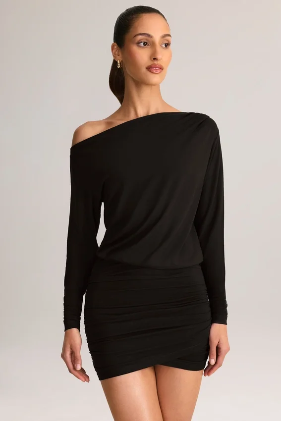 Mira Modal Off-Shoulder Wrap Miniklänning i svart Mira Modal Off-Shoulder Wrap Miniklänning i svart