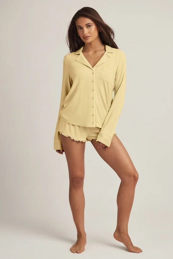 Mirae Modal långärmad pyjamasöverdel i pastellgult Mirae Modal långärmad pyjamasöverdel i pastellgult
