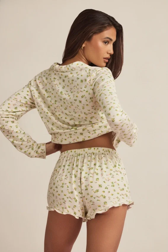 Mirae Modal långärmad pyjamasöverdel med citronmönster Mirae Modal långärmad pyjamasöverdel med citronmönster