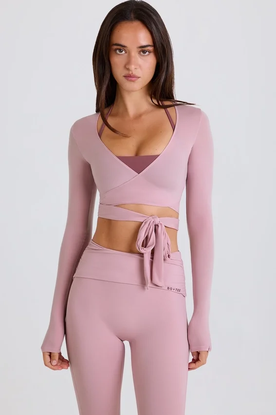 Mjuk jersey-crop-top med omlott i mauve Mjuk jersey-crop-top med omlott i mauve