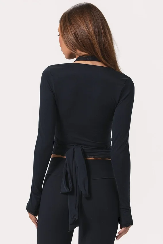 Mjuk jersey-wrap-toppar i svart Mjuk jersey-wrap-toppar i svart